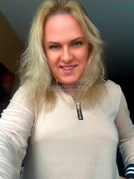 Escort trans EmmaTransParis à Courbevoie - Photo 3