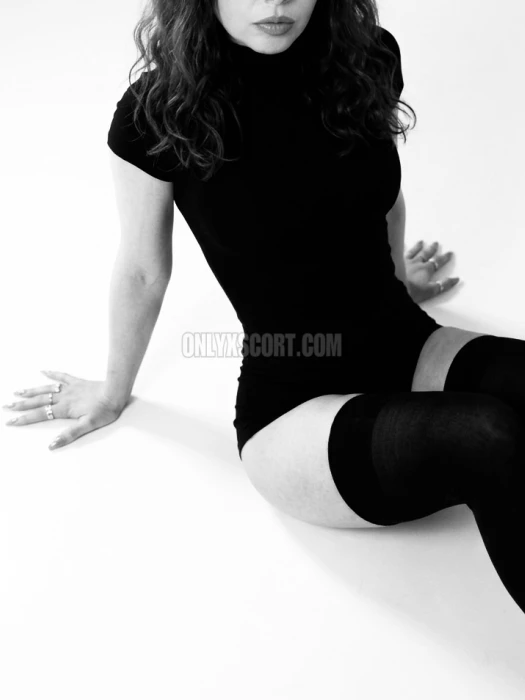 Escort girl nellparis75 à Paris - Photo 6